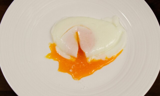 image: Så enkelt lager du posjerte egg